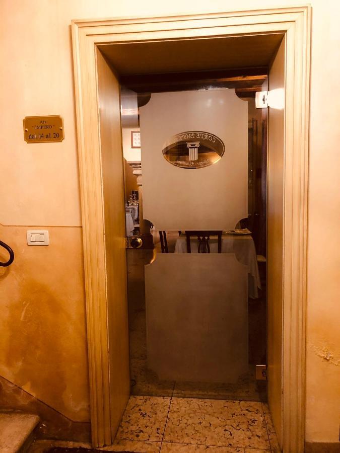 Antica Dimora Corte Impero Affi Bagian luar foto